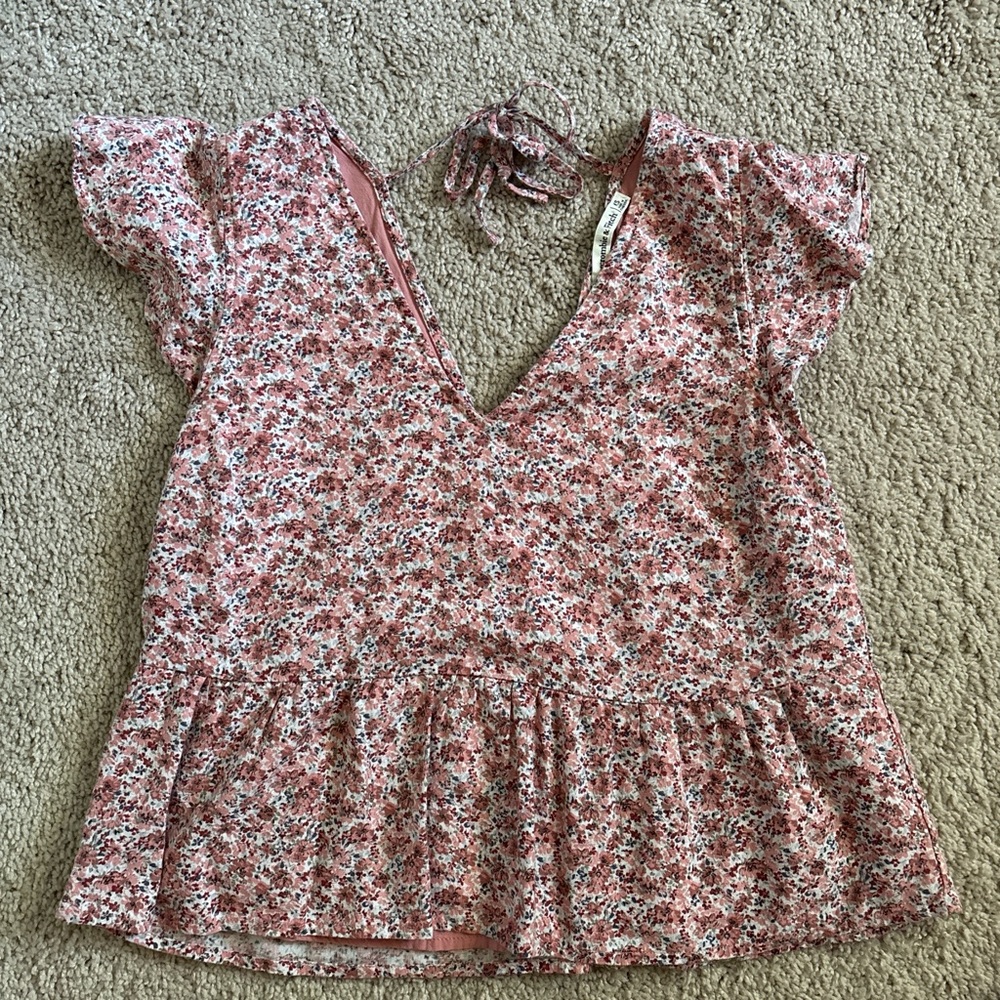 Abercrombie floral blouse